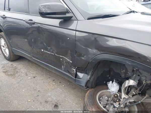 2025 JEEP GRAND CHEROKEE L LAREDO X 4X2