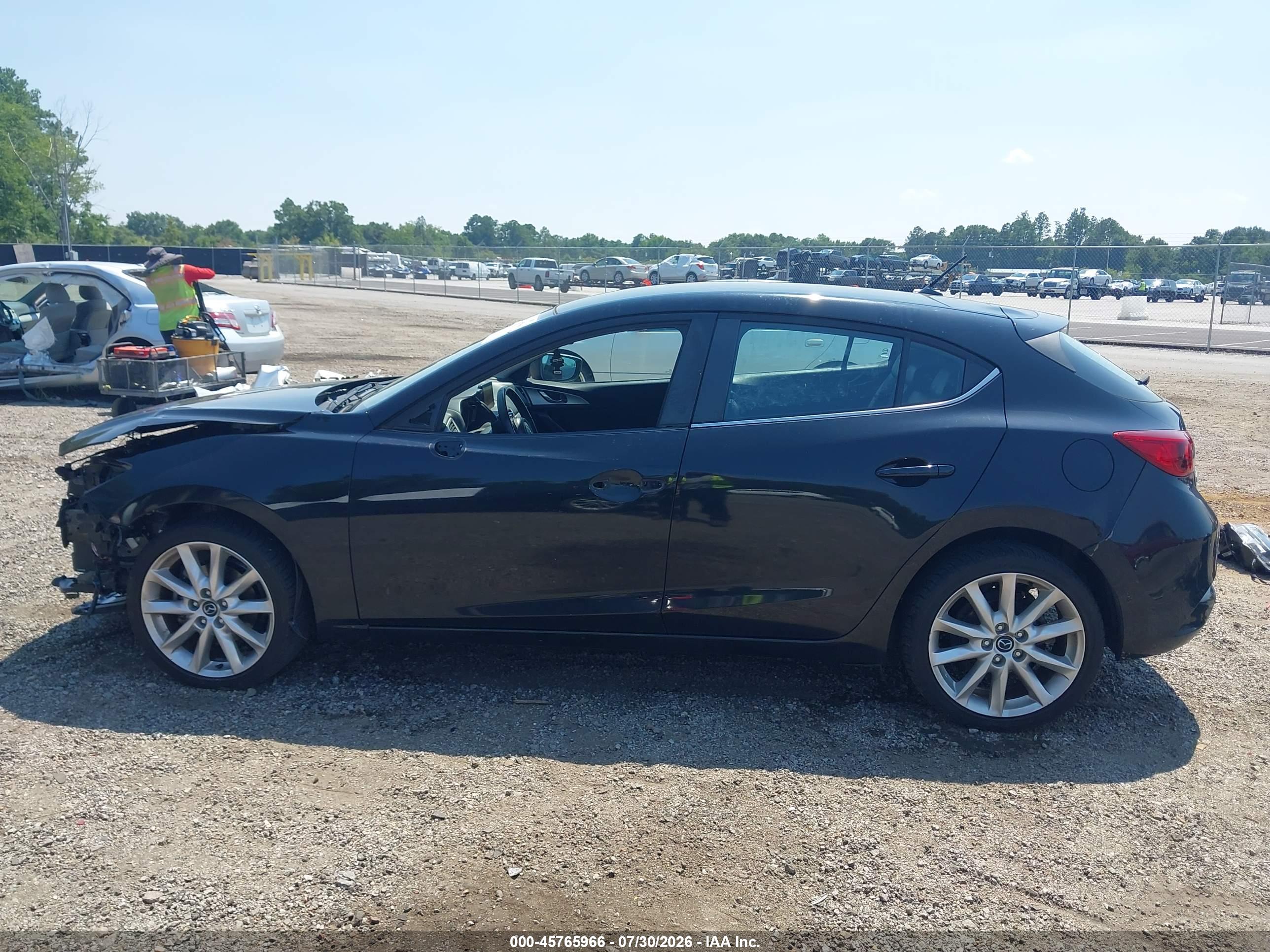 2017 MAZDA MAZDA3 TOURING