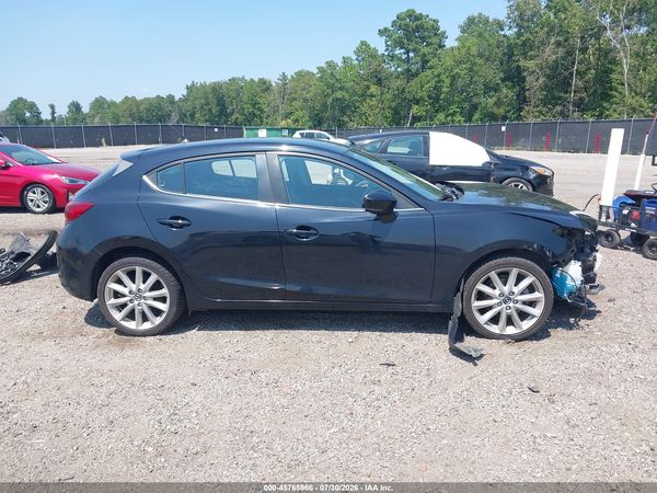 2017 MAZDA MAZDA3 TOURING