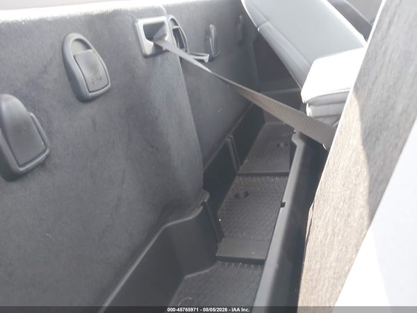 2018 RAM 1500 TRADESMAN  4X2 8' BOX