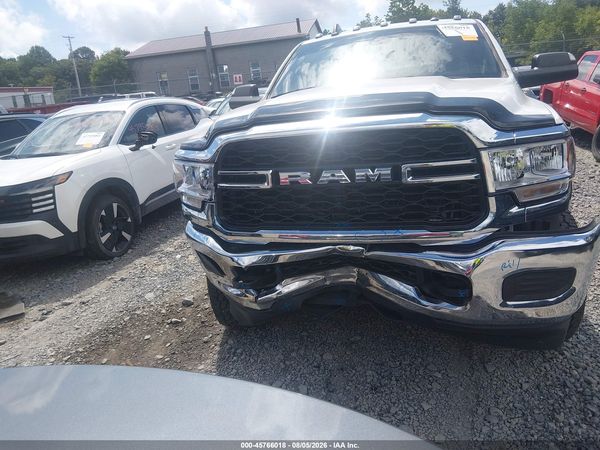 2022 RAM 3500 TRADESMAN  4X4 6'4 BOX