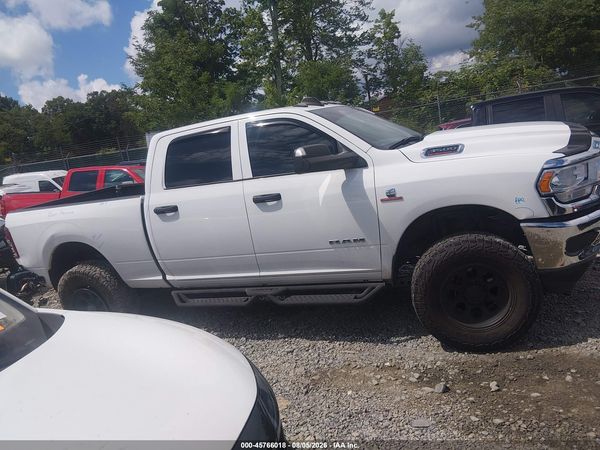 2022 RAM 3500 TRADESMAN  4X4 6'4 BOX