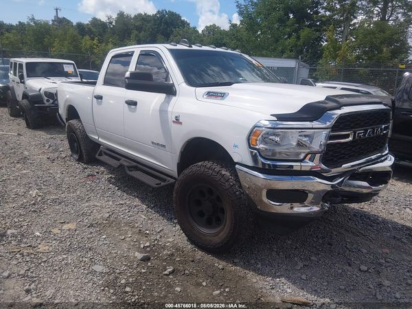 2022 RAM 3500 TRADESMAN  4X4 6'4 BOX