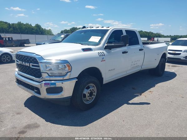 2022 RAM 3500 TRADESMAN  4X4 8' BOX