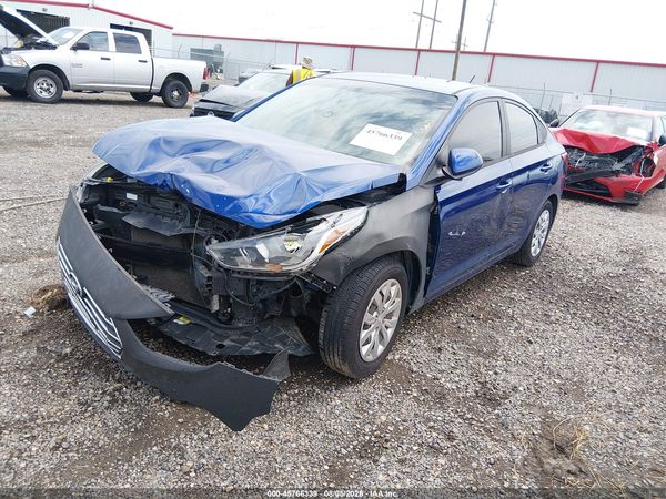 2022 HYUNDAI ACCENT SE
