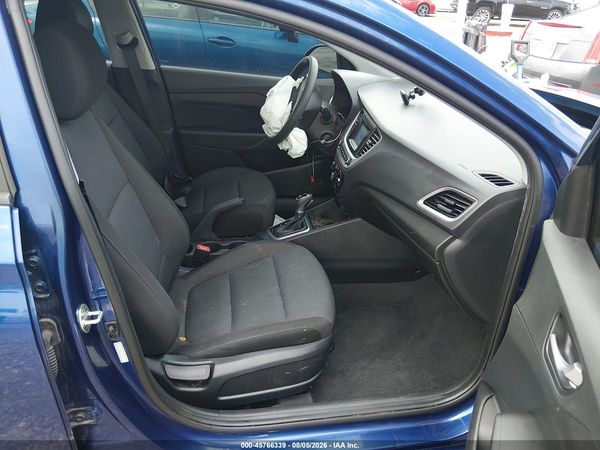 2022 HYUNDAI ACCENT SE
