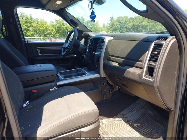 2023 RAM 1500 CLASSIC WARLOCK  4X4 6'4 BOX