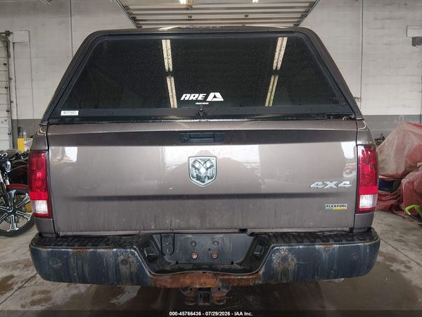 2019 RAM 1500 CLASSIC TRADESMAN  4X4 8' BOX
