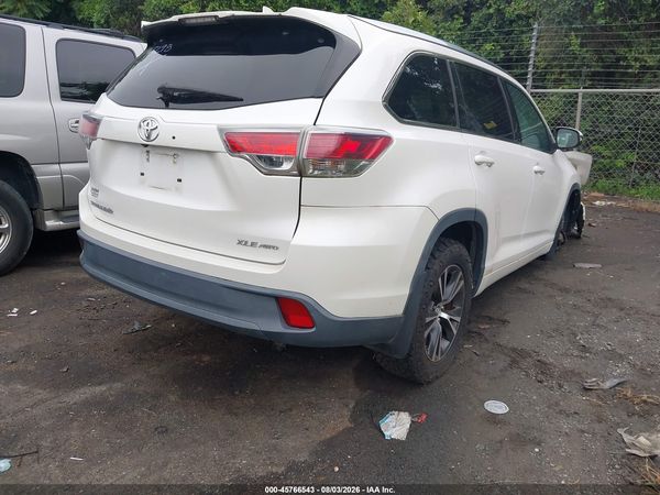 2016 TOYOTA HIGHLANDER XLE V6