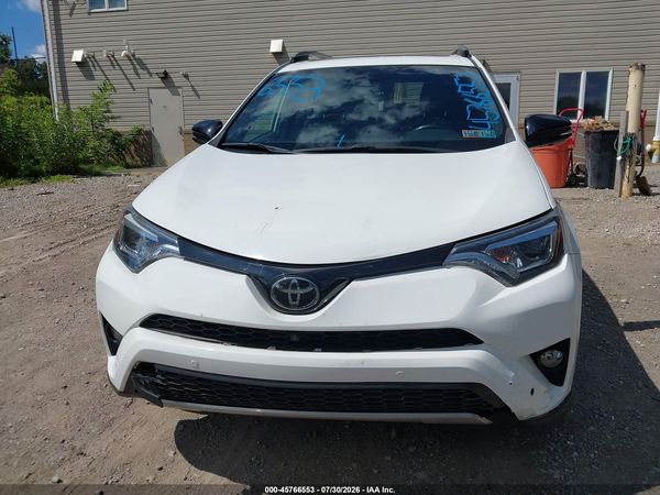 2018 TOYOTA RAV4 SE