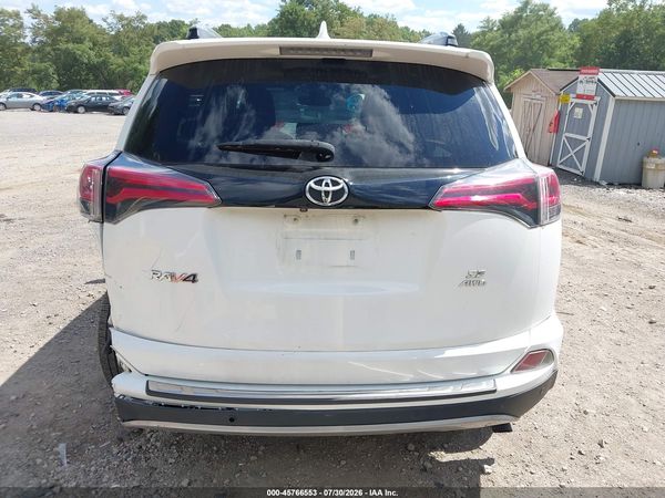 2018 TOYOTA RAV4 SE