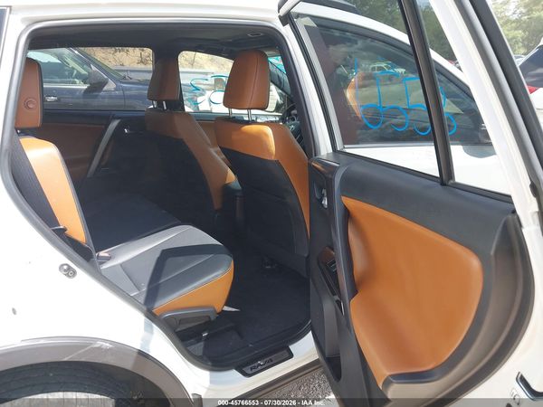 2018 TOYOTA RAV4 SE