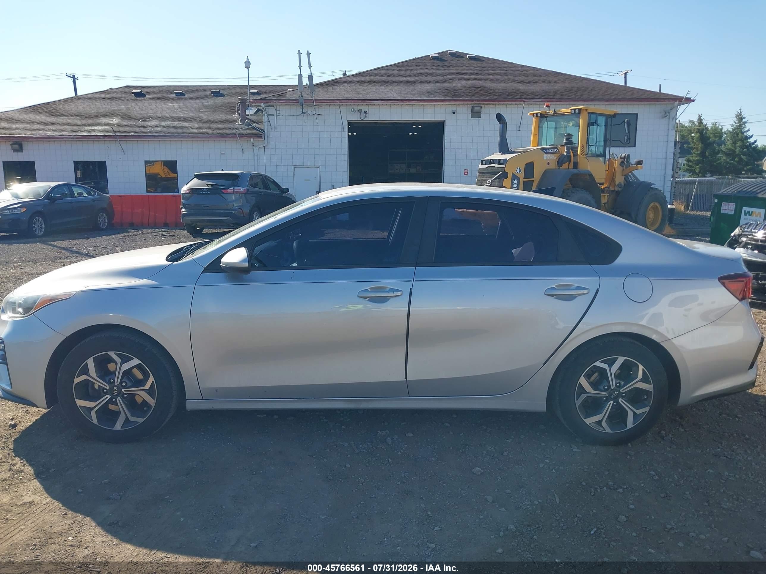 2019 KIA FORTE LXS