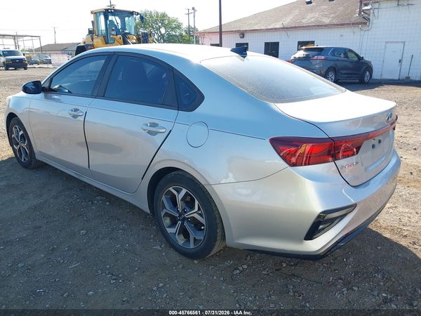 2019 KIA FORTE LXS