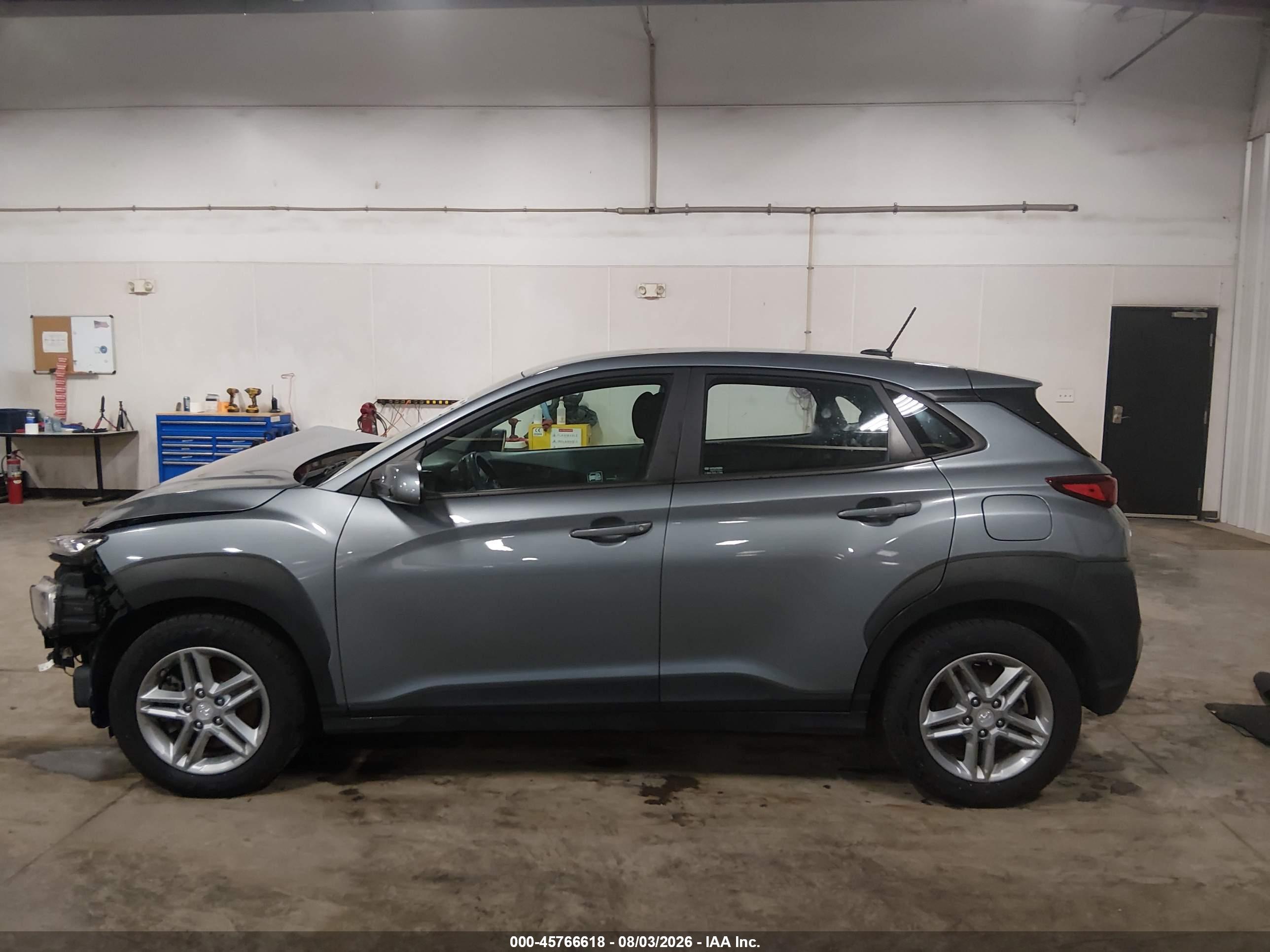 2020 HYUNDAI KONA SE