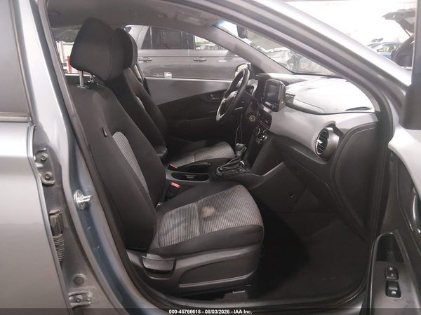 2020 HYUNDAI KONA SE