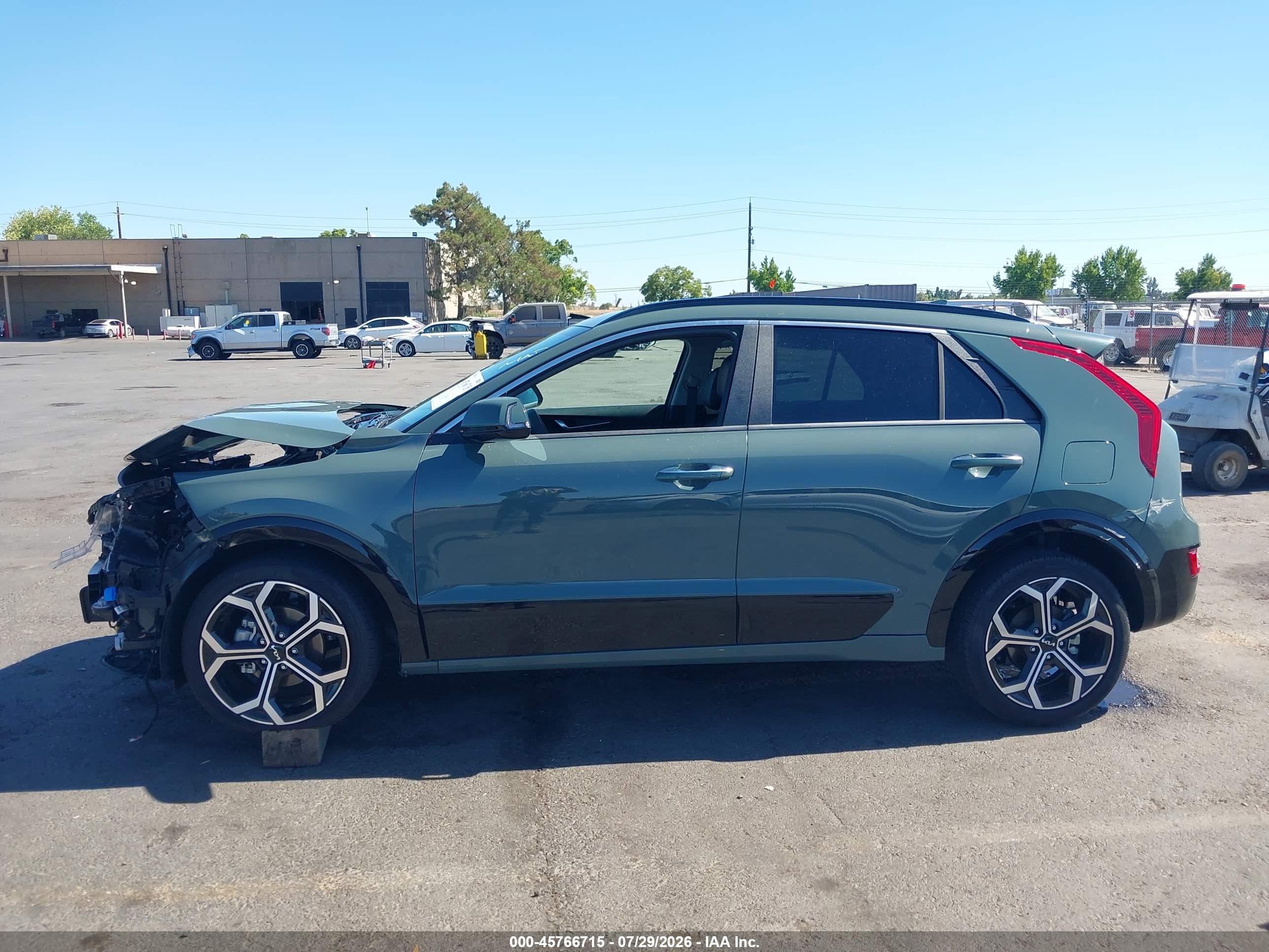 2025 KIA NIRO SX TOURING
