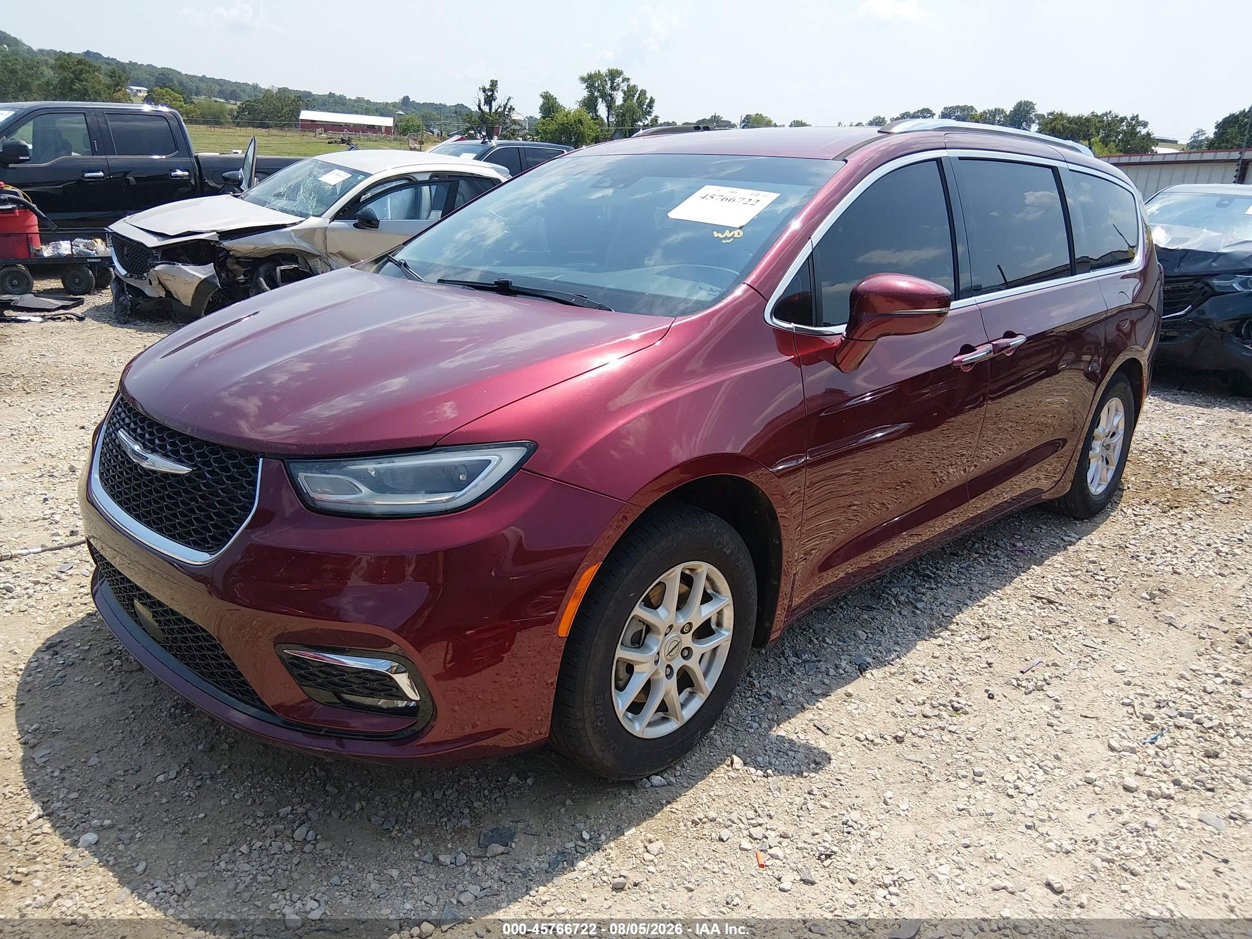 2021 CHRYSLER PACIFICA TOURING L — I2