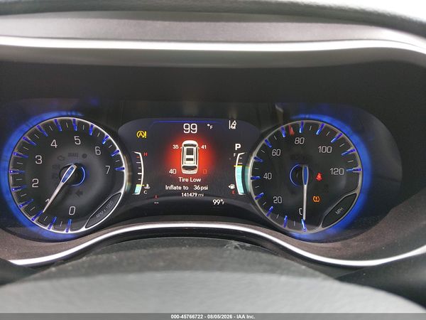 2021 CHRYSLER PACIFICA TOURING L — I7