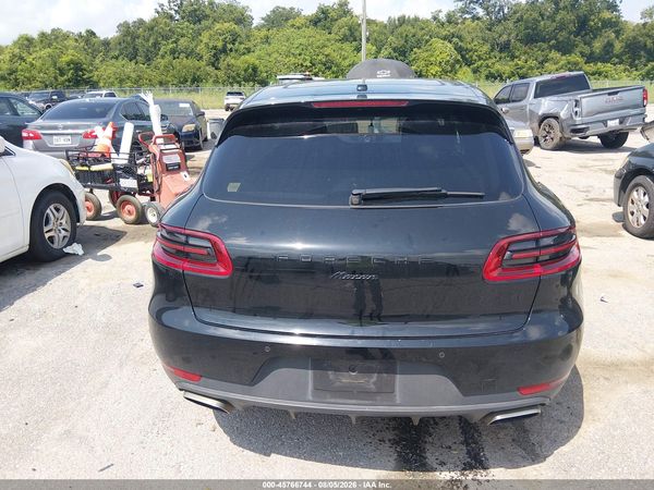 2018 PORSCHE MACAN