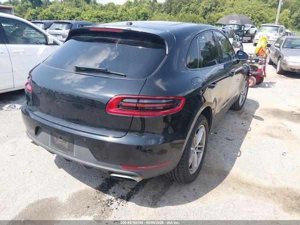 2018 PORSCHE MACAN