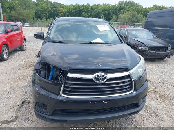 2016 TOYOTA HIGHLANDER LE