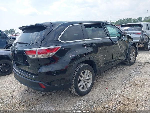2016 TOYOTA HIGHLANDER LE