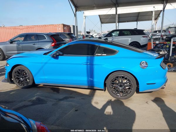 2022 FORD MUSTANG