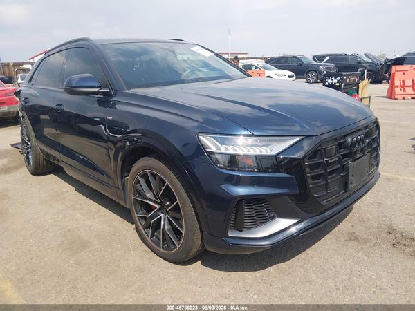 2023 AUDI Q8