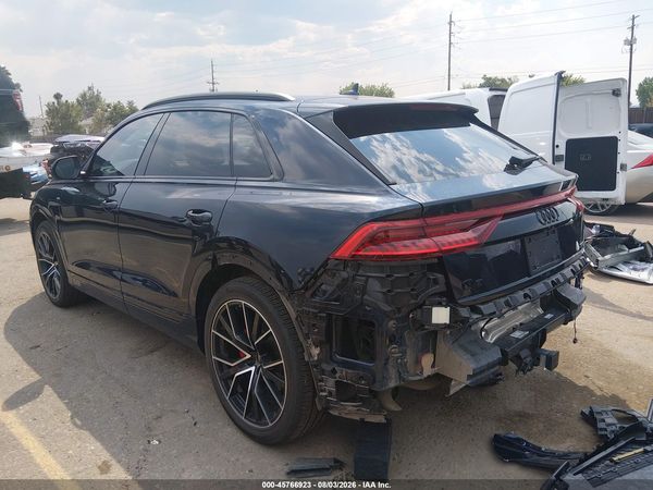 2023 AUDI Q8