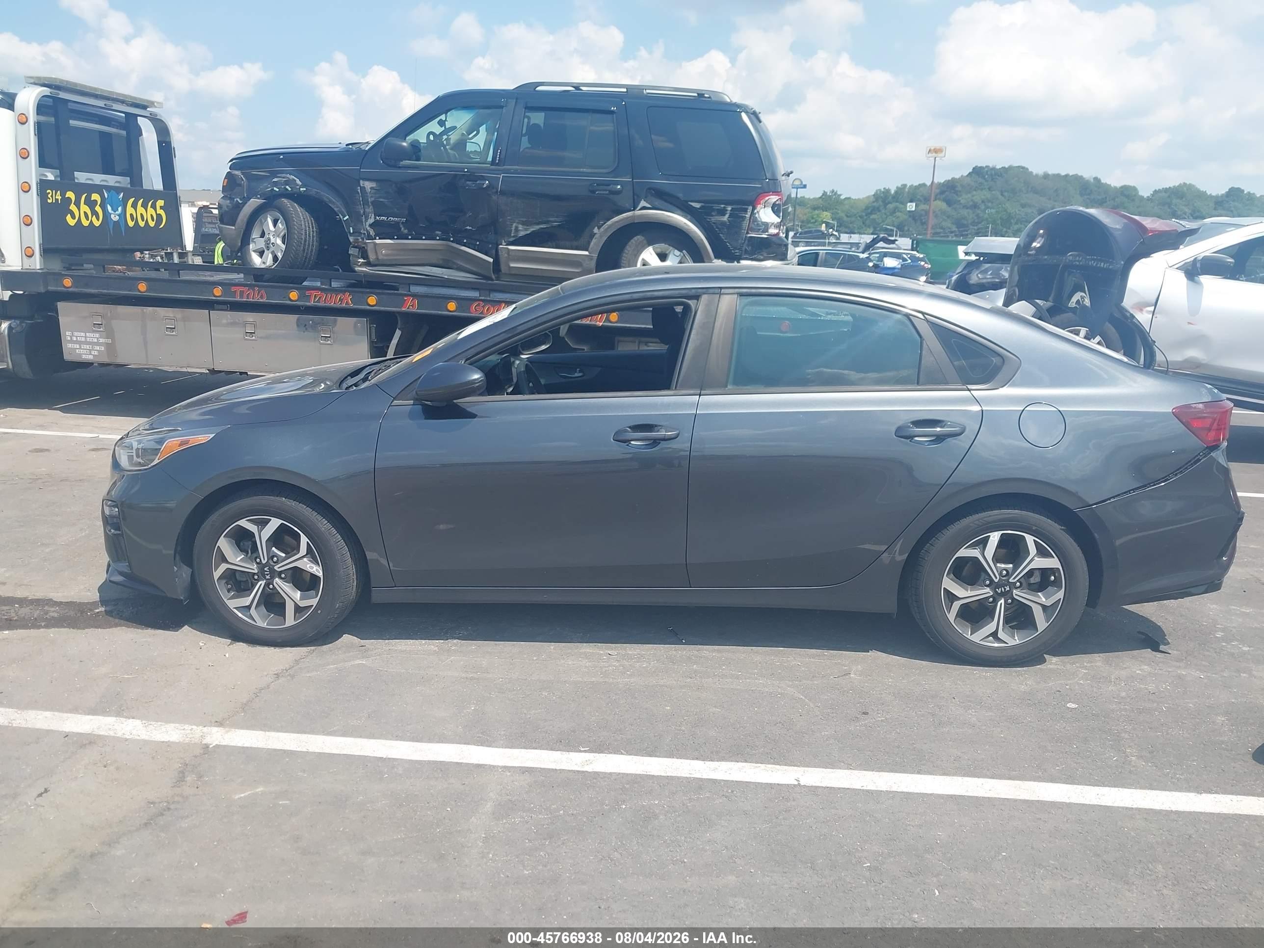 2019 KIA FORTE LXS
