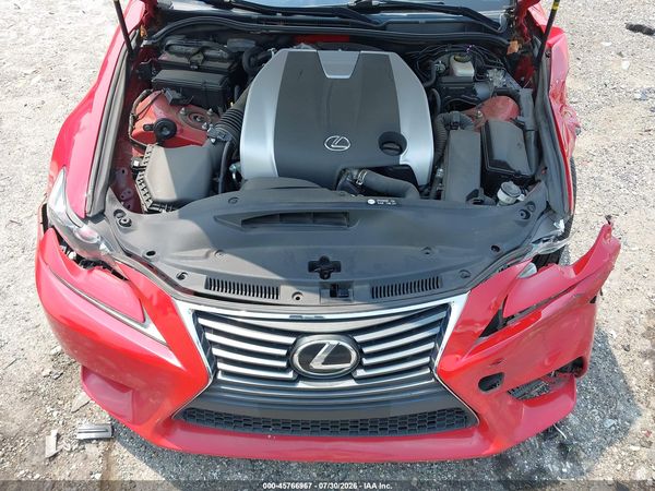 2016 LEXUS IS 350 — I10