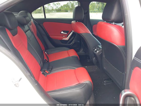 2022 MERCEDES-BENZ A 220 A220
