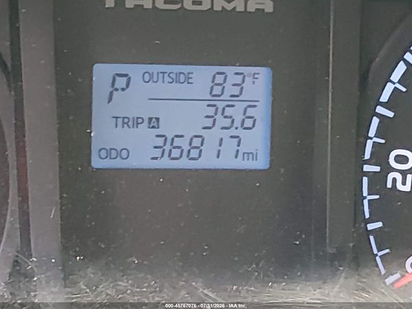 2016 TOYOTA TACOMA SR