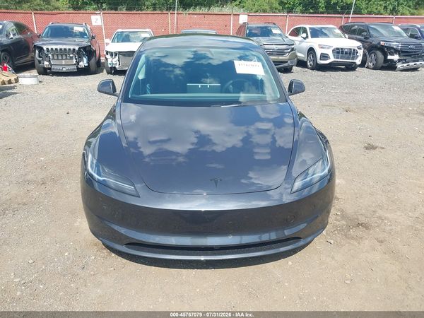 2026 TESLA MODEL 3