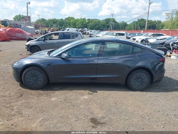 2026 TESLA MODEL 3