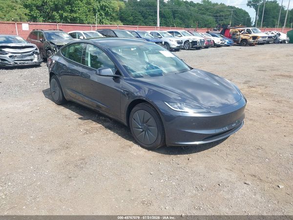 2026 TESLA MODEL 3