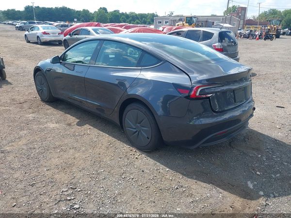 2026 TESLA MODEL 3
