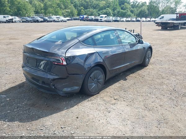 2026 TESLA MODEL 3