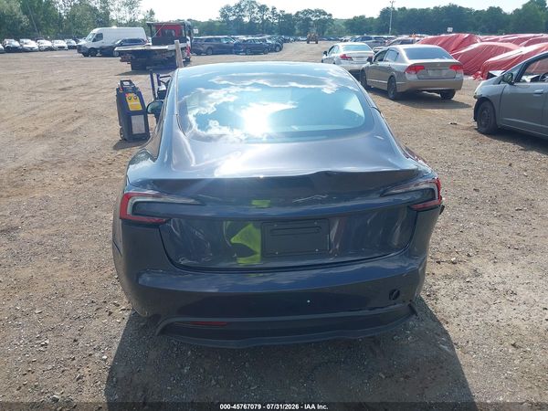 2026 TESLA MODEL 3