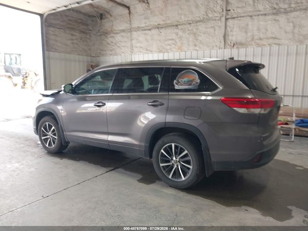 2017 TOYOTA HIGHLANDER XLE