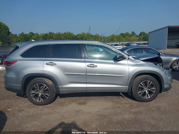 2016 TOYOTA HIGHLANDER XLE V6