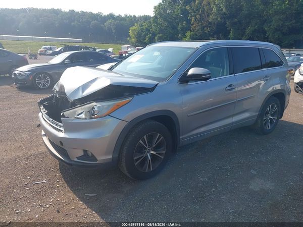 2016 TOYOTA HIGHLANDER XLE V6
