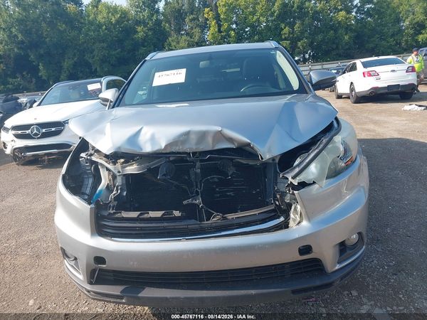 2016 TOYOTA HIGHLANDER XLE V6