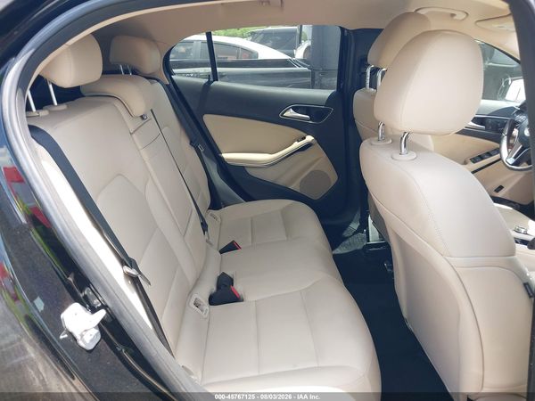 2015 MERCEDES-BENZ GLA 250 4MATIC