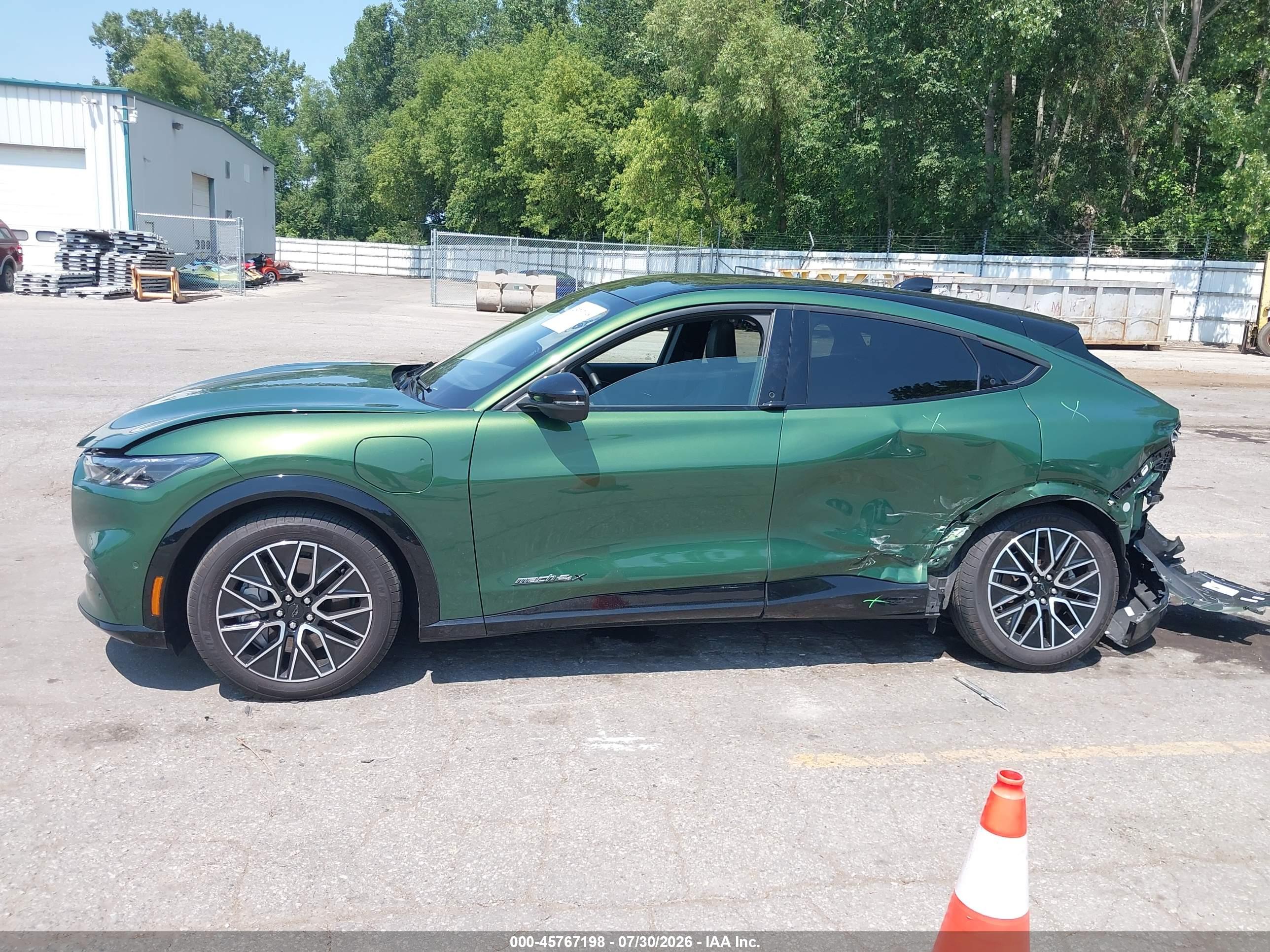 2024 FORD MUSTANG MACH-E PREMIUM