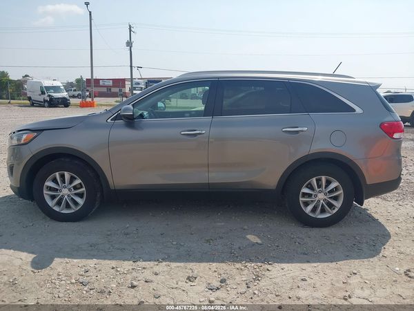 2017 KIA SORENTO 2.4L LX
