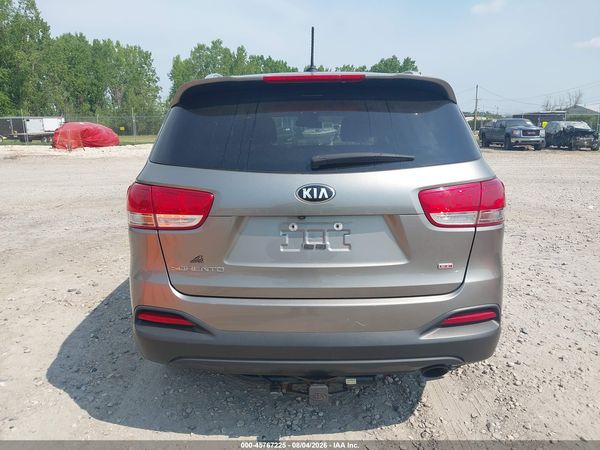 2017 KIA SORENTO 2.4L LX