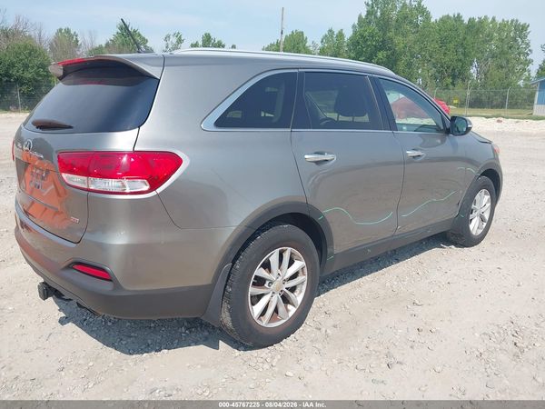 2017 KIA SORENTO 2.4L LX