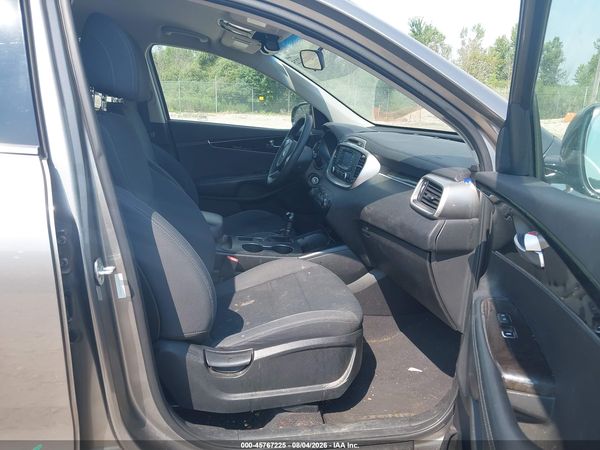 2017 KIA SORENTO 2.4L LX